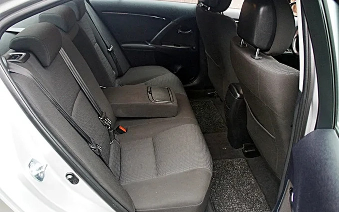 Toyota Avensis cena 26999 przebieg: 227000, rok produkcji 2009 z Raciąż małe 407